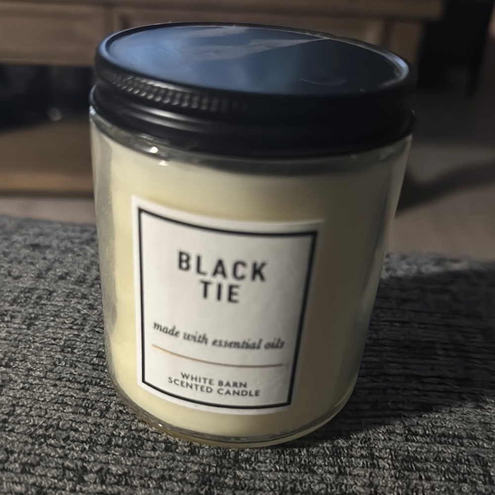 Sophisticated Black Tie Candle Cream Glass Jar
